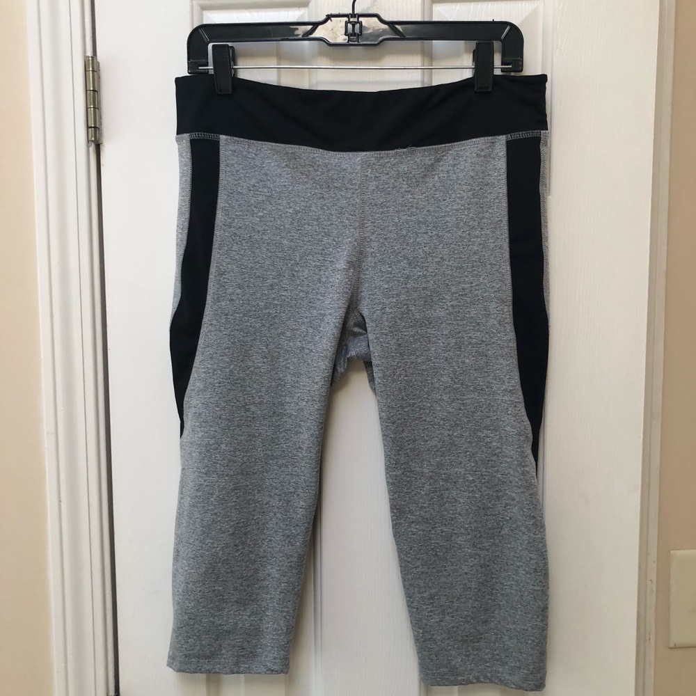 Aviva cropped leggings